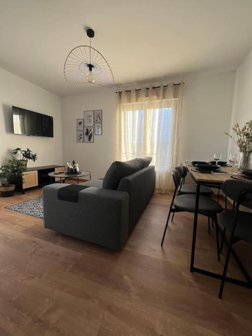 Appartement Proche Disneyland Coulommiers Exterior photo
